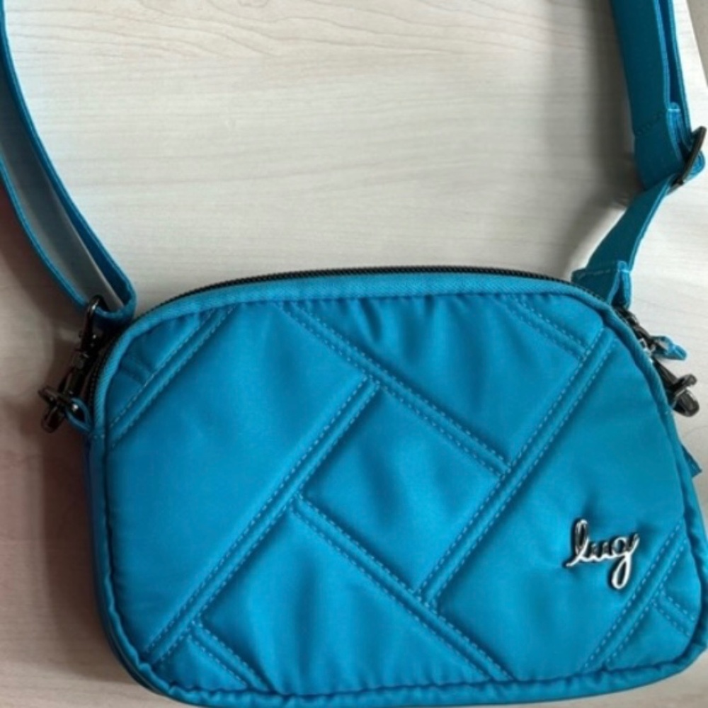 Stunning New Lug Turquoise Zipper Crossbody Bag or Belt Bag
